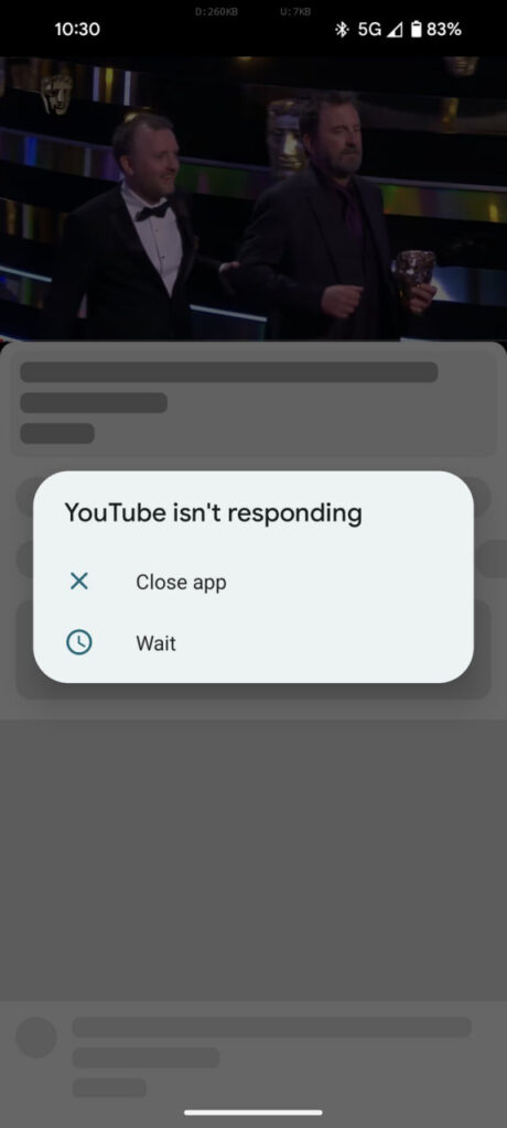 YouTube app crashing issue